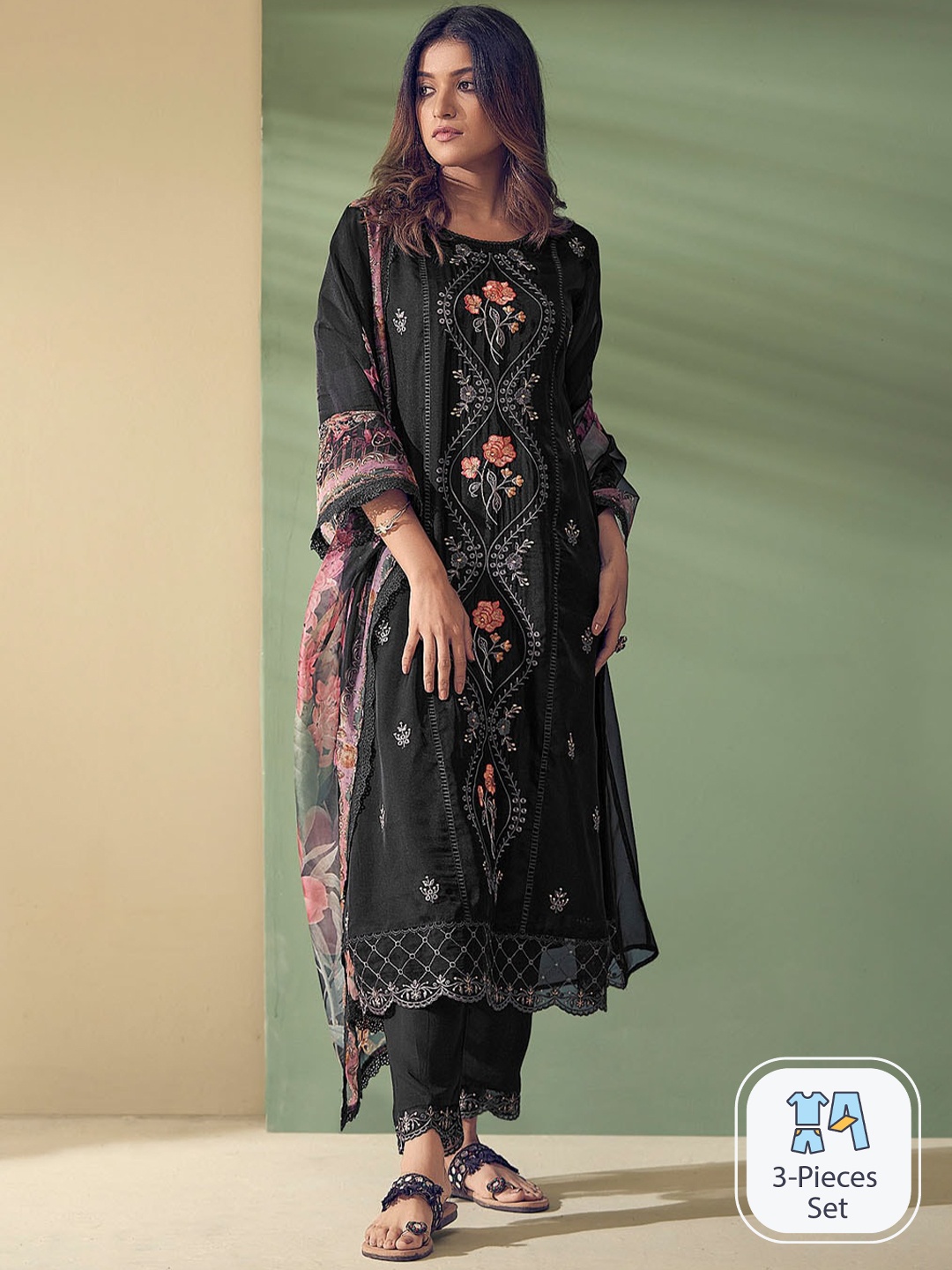 Meena Bazaar Floral Embroidered Thread Work Organza Kurta with Trousers & With Dupatta, Black
Meena Bazaar Floral Embroidered Thread Work Organza Kurta with Trousers & With Dupatta, Black