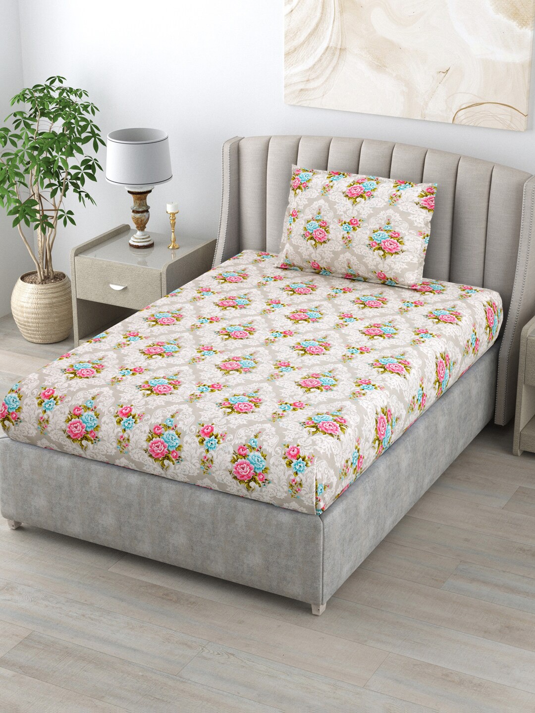BOMBAY DYEING Cardinal Grey Floral 120 TC Cotton Single Bedsheet with 1 Pillow Covers
BOMBAY DYEING Cardinal Grey Floral 120 TC Cotton Single Bedsheet with 1 Pillow Covers