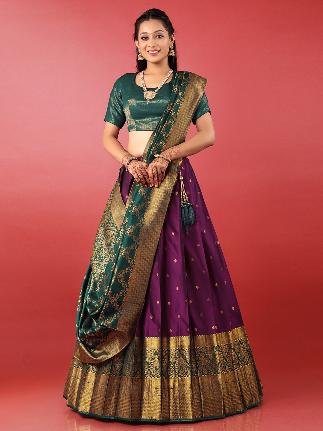 HALFSAREE STUDIO Woven Design Semi-Stitched Lehenga & Unstitched Blouse With Dupatta, Burgundy
HALFSAREE STUDIO Woven Design Semi-Stitched Lehenga & Unstitched Blouse With Dupatta, Burgundy