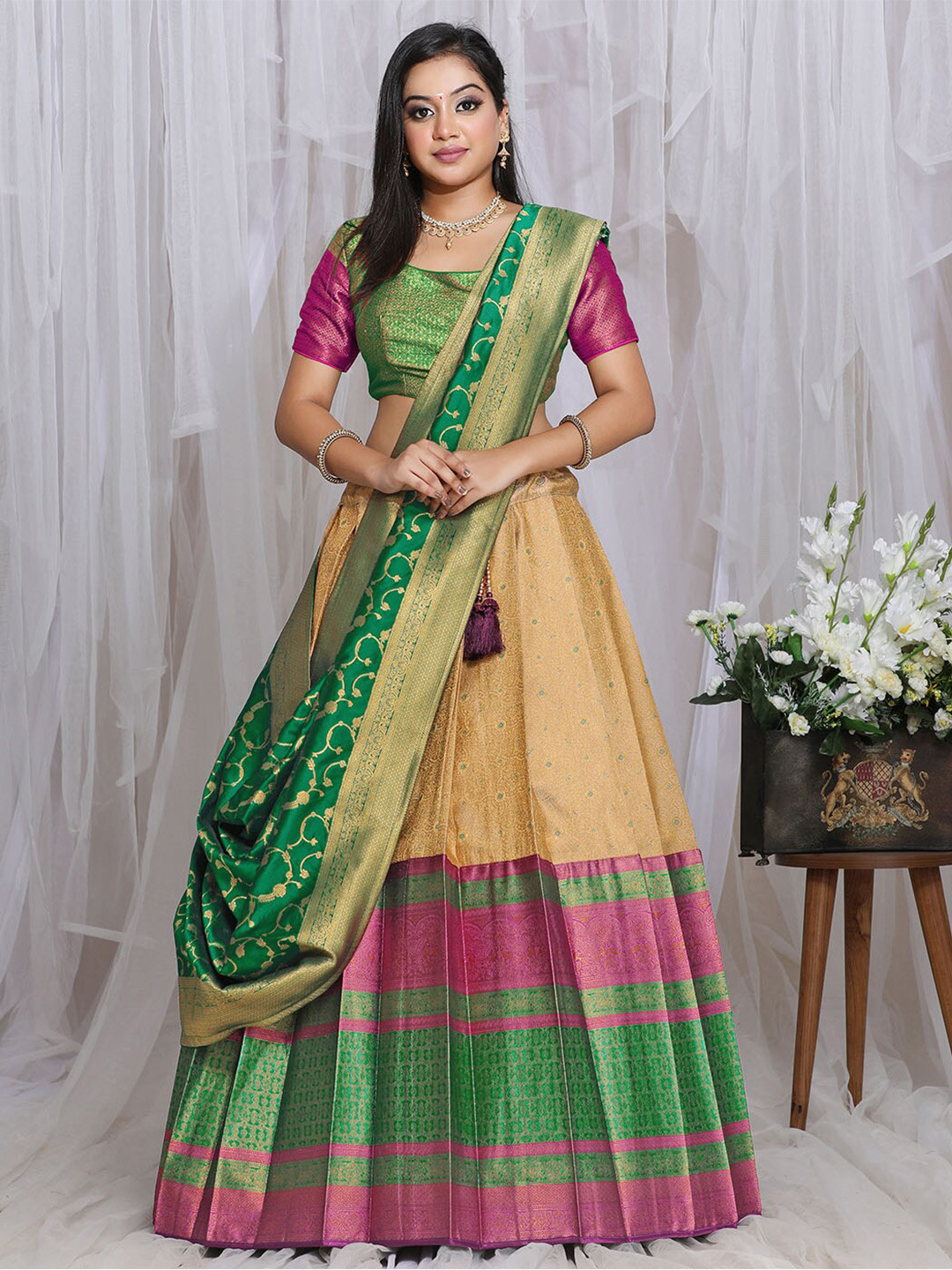 HALFSAREE STUDIO Woven Design Semi-Stitched Lehenga & Unstitched Blouse With Dupatta, Cream
HALFSAREE STUDIO Woven Design Semi-Stitched Lehenga & Unstitched Blouse With Dupatta, Cream