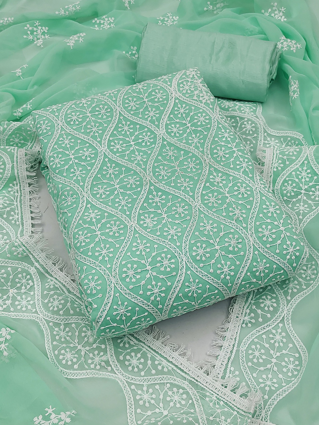 SHADOW & SAINING Ethnic Motif Embroidered Silk Georgette Unstitched Dress Material, Green
SHADOW & SAINING Ethnic Motif Embroidered Silk Georgette Unstitched Dress Material, Green
