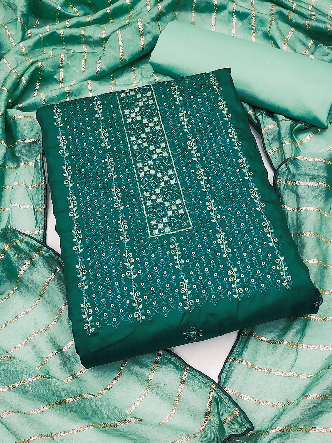 SHADOW & SAINING Ethnic Motifs Embroidered Sequinned Unstitched Dress Material, Teal
SHADOW & SAINING Ethnic Motifs Embroidered Sequinned Unstitched Dress Material, Teal