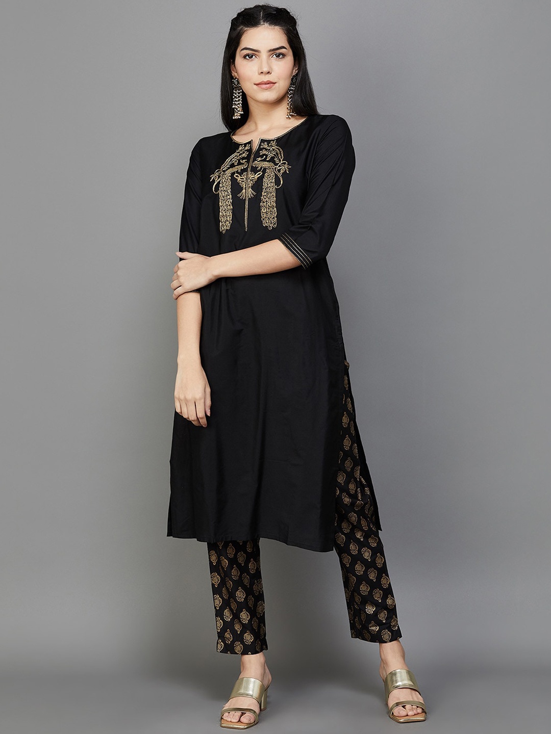 Melange by Lifestyle Ethnic Motifs Embroidered Thread Work Kurta With Trousers, Black
Melange by Lifestyle Ethnic Motifs Embroidered Thread Work Kurta With Trousers, Black