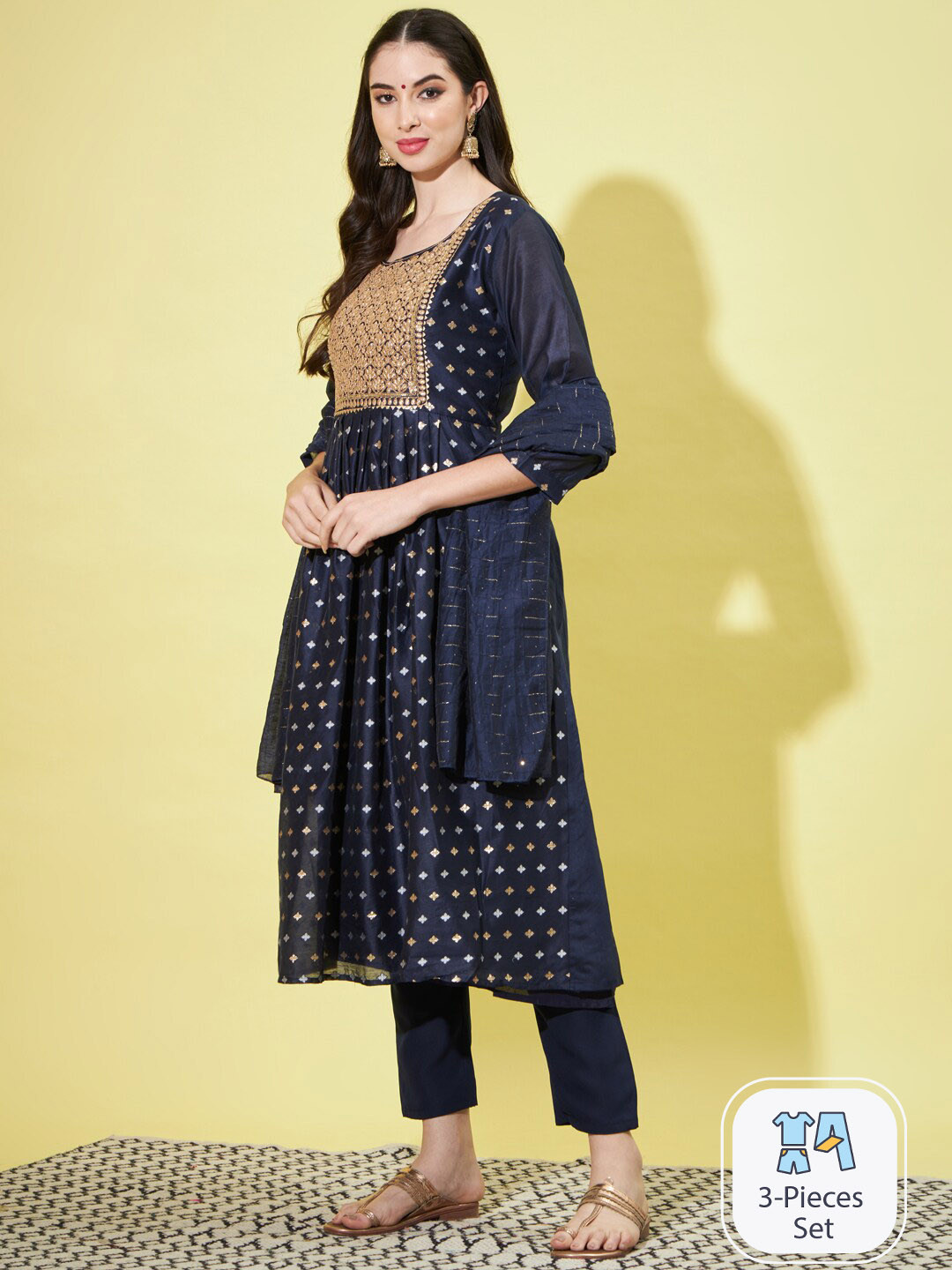 PPTOSS Floral Embroidered Regular Thread Work Anarkali Kurta With Trousers & Dupatta, Navy blue
PPTOSS Floral Embroidered Regular Thread Work Anarkali Kurta With Trousers & Dupatta, Navy blue