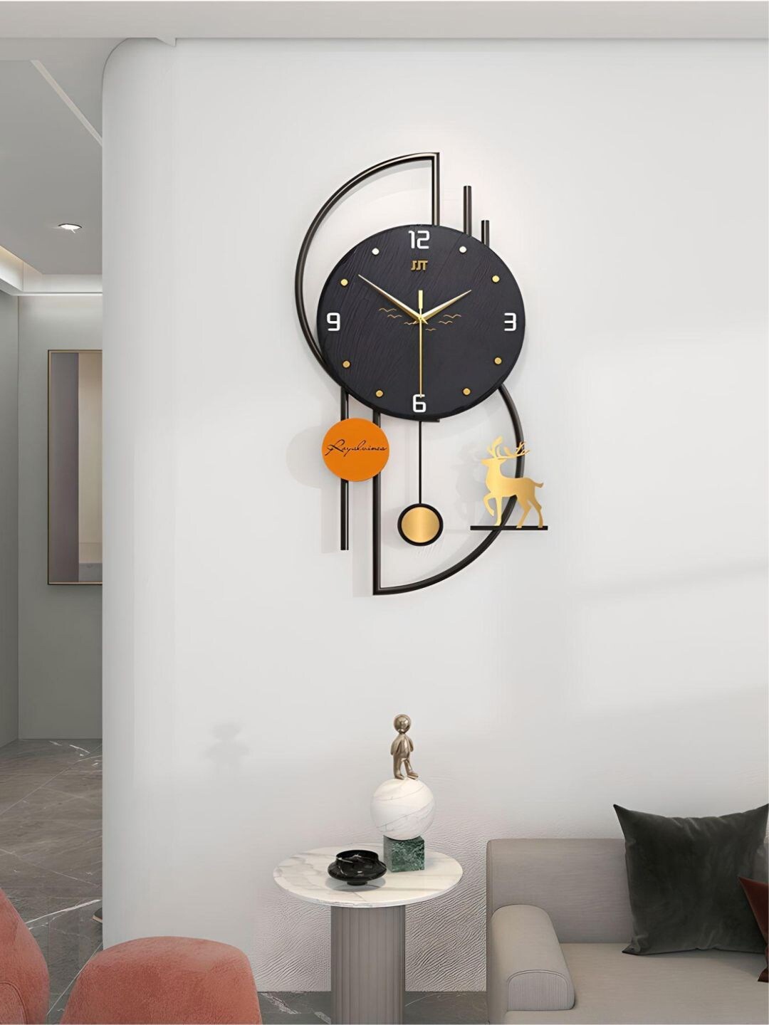 The Art House Black & Gold-Toned Textured Geometric Shaped Contemporary Wall Clock
The Art House Black & Gold-Toned Textured Geometric Shaped Contemporary Wall Clock