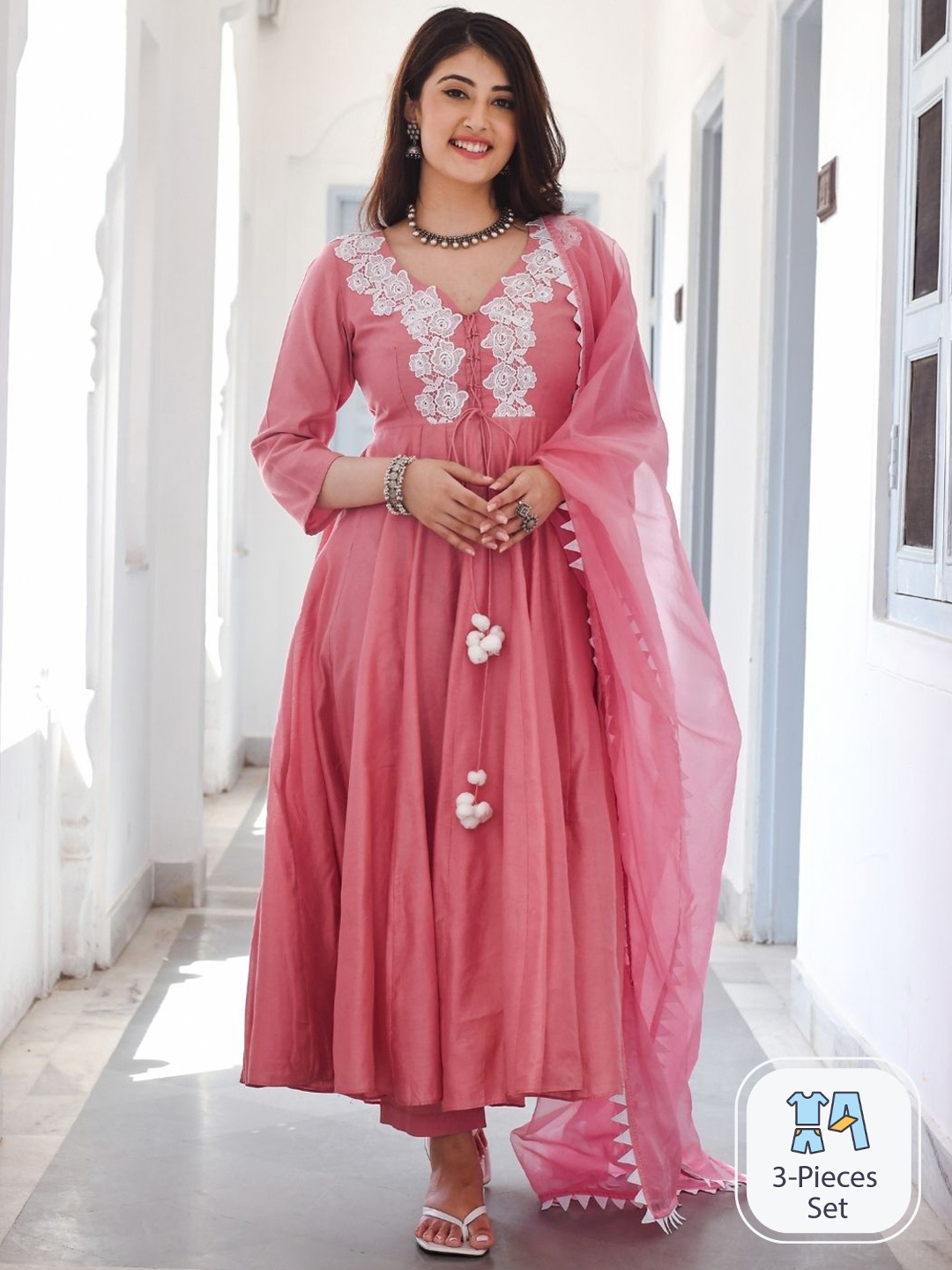 Urbanstree Floral Yoke Design Regular Thread Work Kurta With Trousers & Dupatta, Pink
Urbanstree Floral Yoke Design Regular Thread Work Kurta With Trousers & Dupatta, Pink