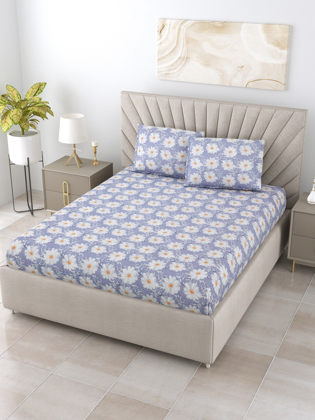 BOMBAY DYEING Cardinal Blue & White Floral Cotton 120 TC Queen Bedsheet & 2 Pillow Covers
BOMBAY DYEING Cardinal Blue & White Floral Cotton 120 TC Queen Bedsheet & 2 Pillow Covers
