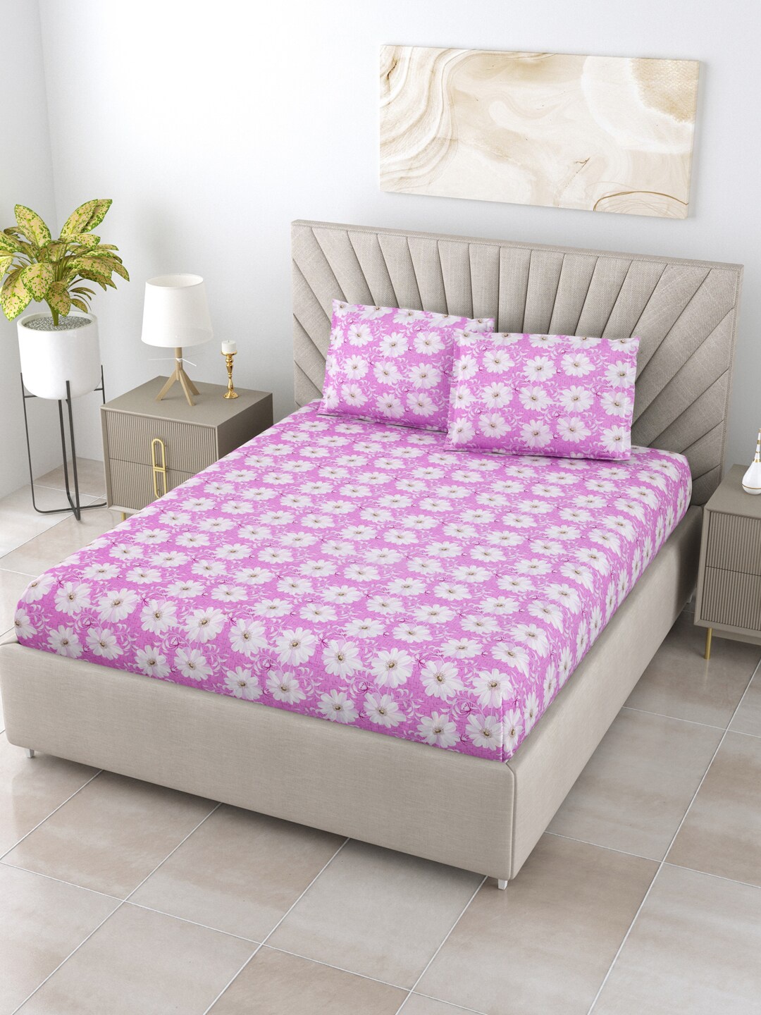 BOMBAY DYEING Cardinal Pink Floral Cotton 120 TC Queen Bedsheet With 2 Pillow Covers
BOMBAY DYEING Cardinal Pink Floral Cotton 120 TC Queen Bedsheet With 2 Pillow Covers
