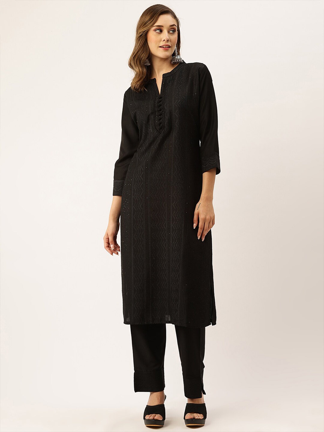 ODETTE Ethnic Motifs Embroidered Regular Sequinned Kurta with Trousers, Black
ODETTE Ethnic Motifs Embroidered Regular Sequinned Kurta with Trousers, Black