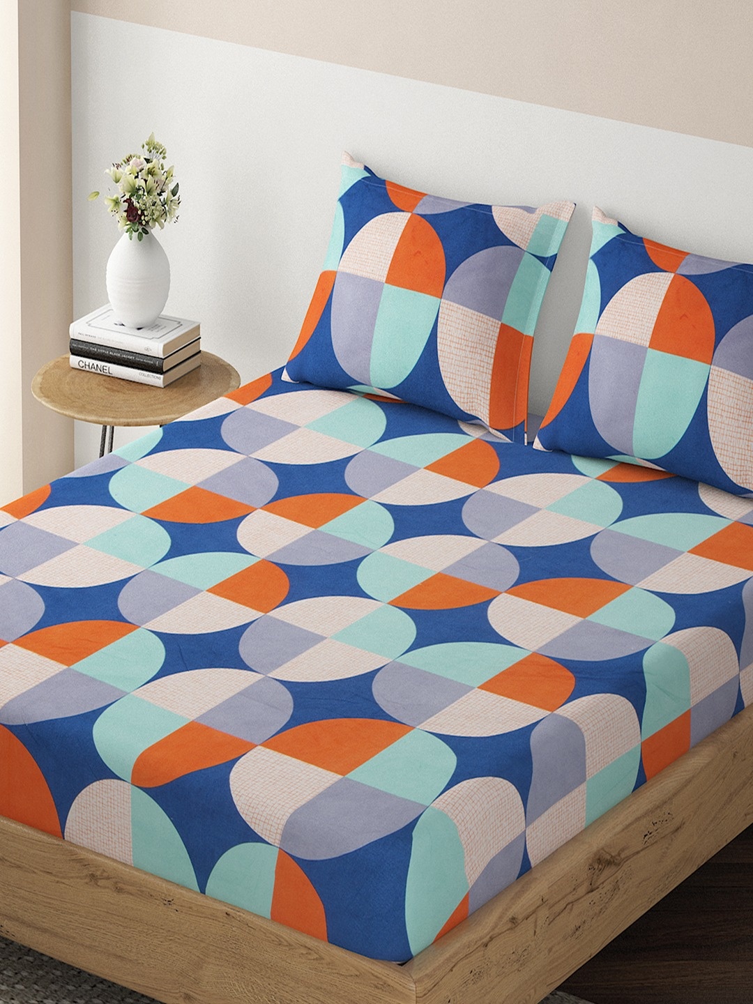 HOKIPO Blue & Orange Geometric 140 GSM Fitted Queen Bedsheet with 2 Pillow Covers, White
HOKIPO Blue & Orange Geometric 140 GSM Fitted Queen Bedsheet with 2 Pillow Covers, White