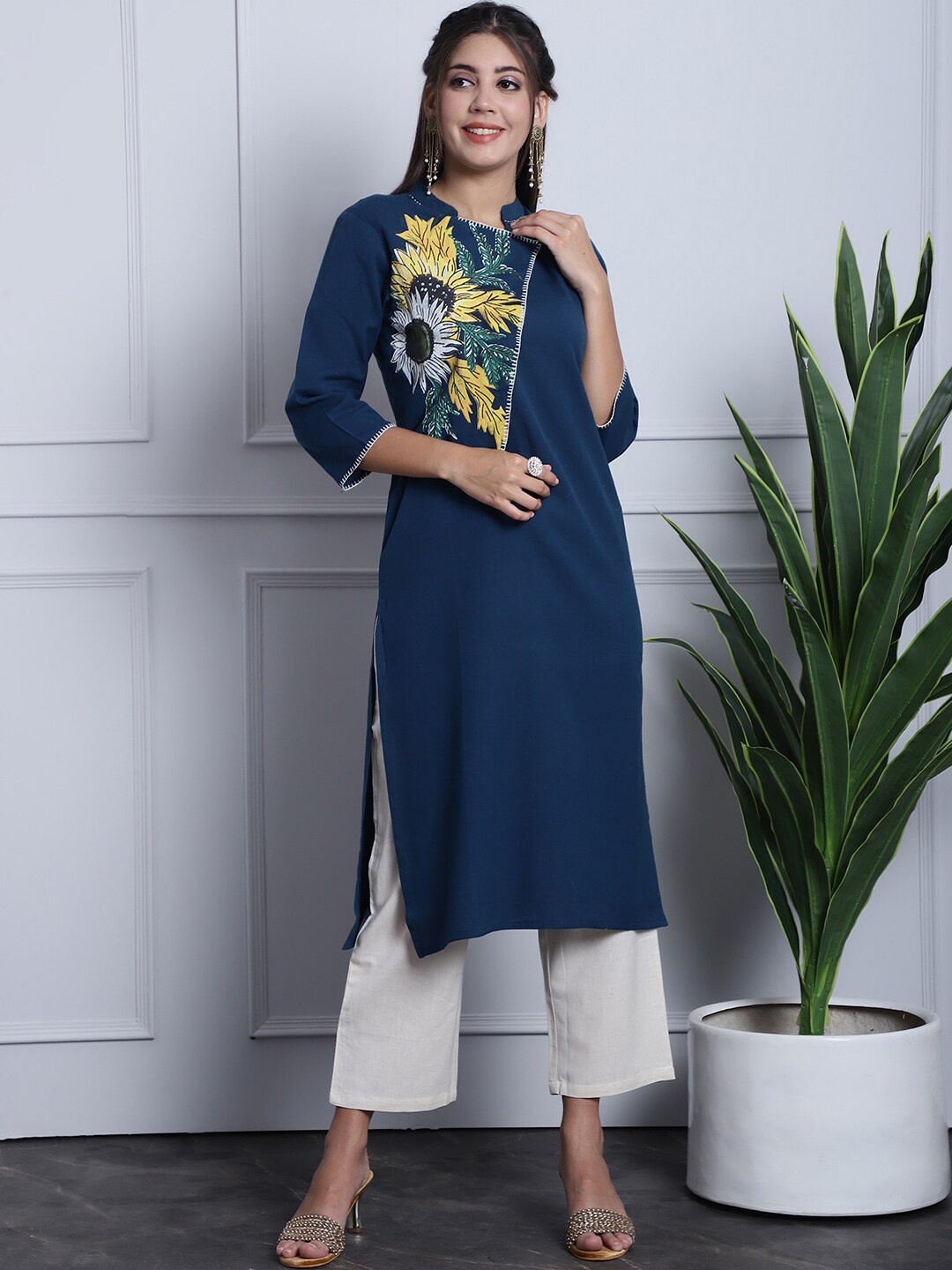 Grancy Floral Printed Mandarin Collar Regular Pure Cotton Kurta with Palazzos, Blue
Grancy Floral Printed Mandarin Collar Regular Pure Cotton Kurta with Palazzos, Blue
