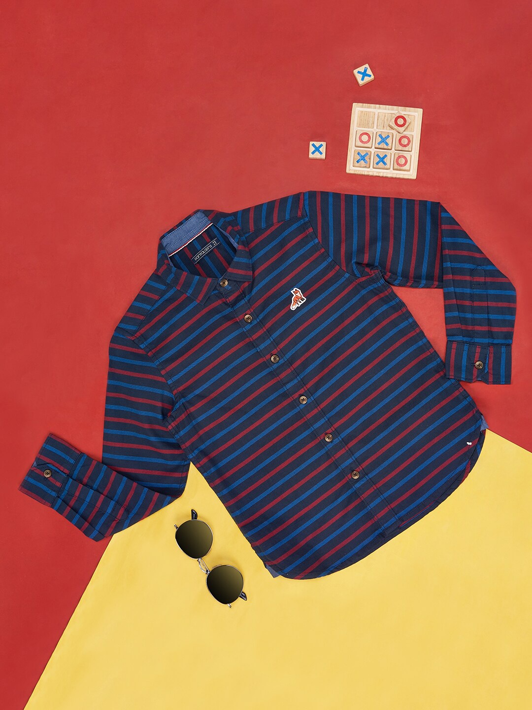 Pantaloons Junior Boys Horizontal Stripes Spread Collar Long Sleeve Cotton Casual Shirt, Navy blue
Pantaloons Junior Boys Horizontal Stripes Spread Collar Long Sleeve Cotton Casual Shirt, Navy blue