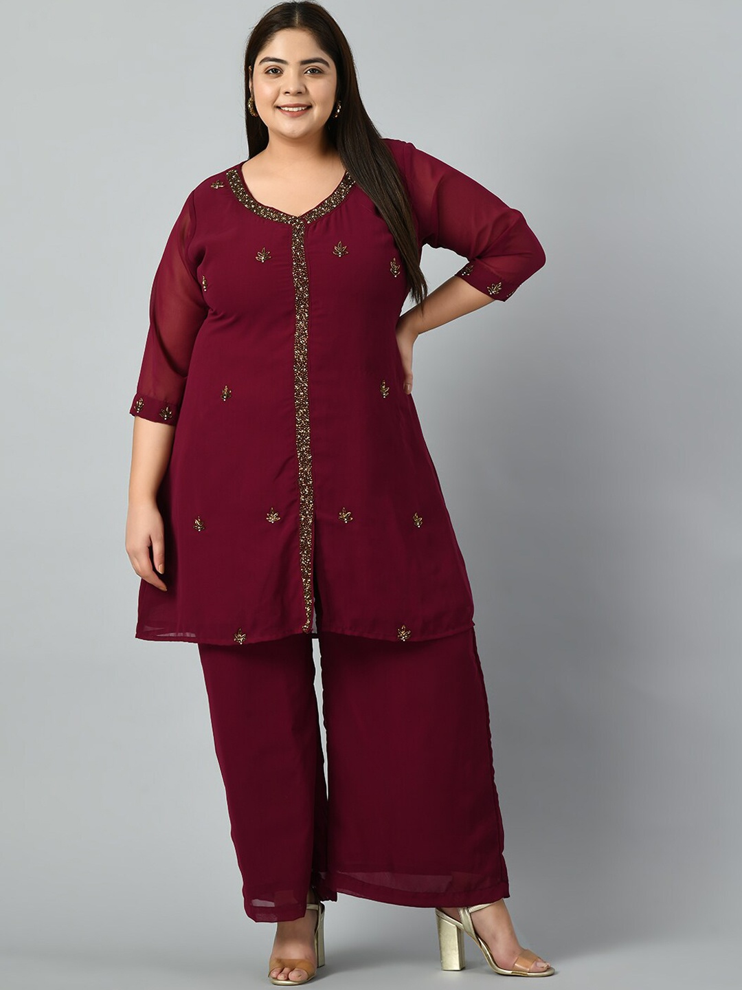 PrettyPlus by Desinoor.com Plus Size Embroidered Georgette Kurta with Palazzos, Maroon
PrettyPlus by Desinoor.com Plus Size Embroidered Georgette Kurta with Palazzos, Maroon