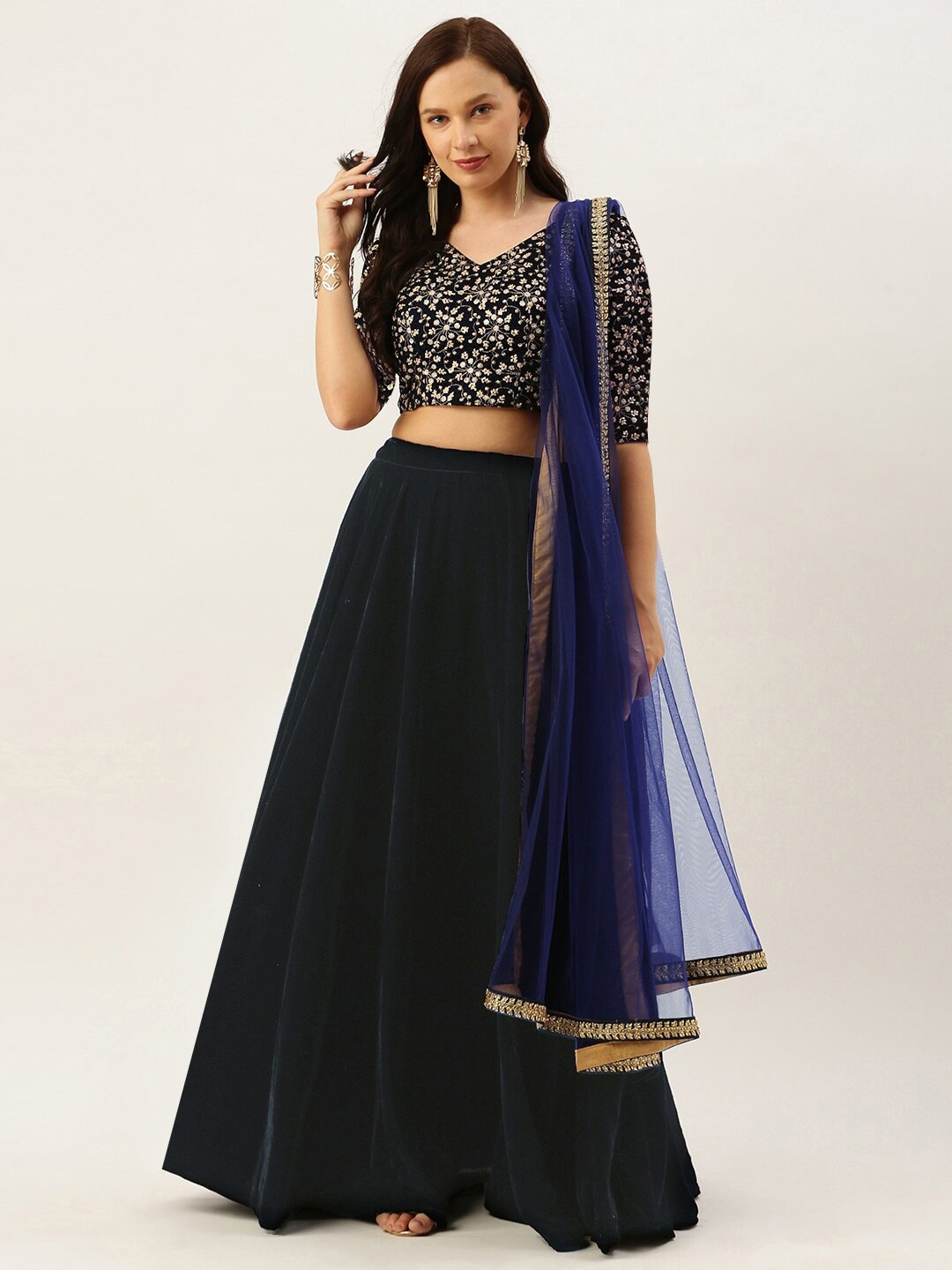 Ethnovog Embroidered Thread Work Velvet Ready to Wear Lehenga & Blouse With Dupatta, Navy blue
Ethnovog Embroidered Thread Work Velvet Ready to Wear Lehenga & Blouse With Dupatta, Navy blue