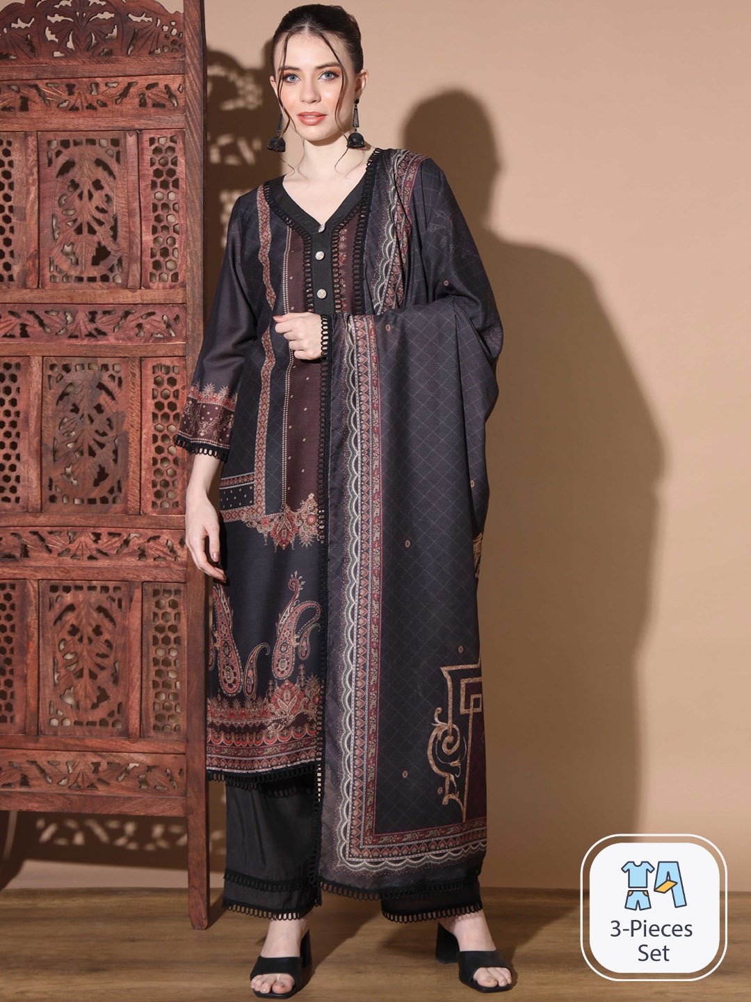 Vbuyz Ethnic Motifs Printed V-Neck Chanderi Silk Straight Kurta & Palazzos With Dupatta, Black
Vbuyz Ethnic Motifs Printed V-Neck Chanderi Silk Straight Kurta & Palazzos With Dupatta, Black