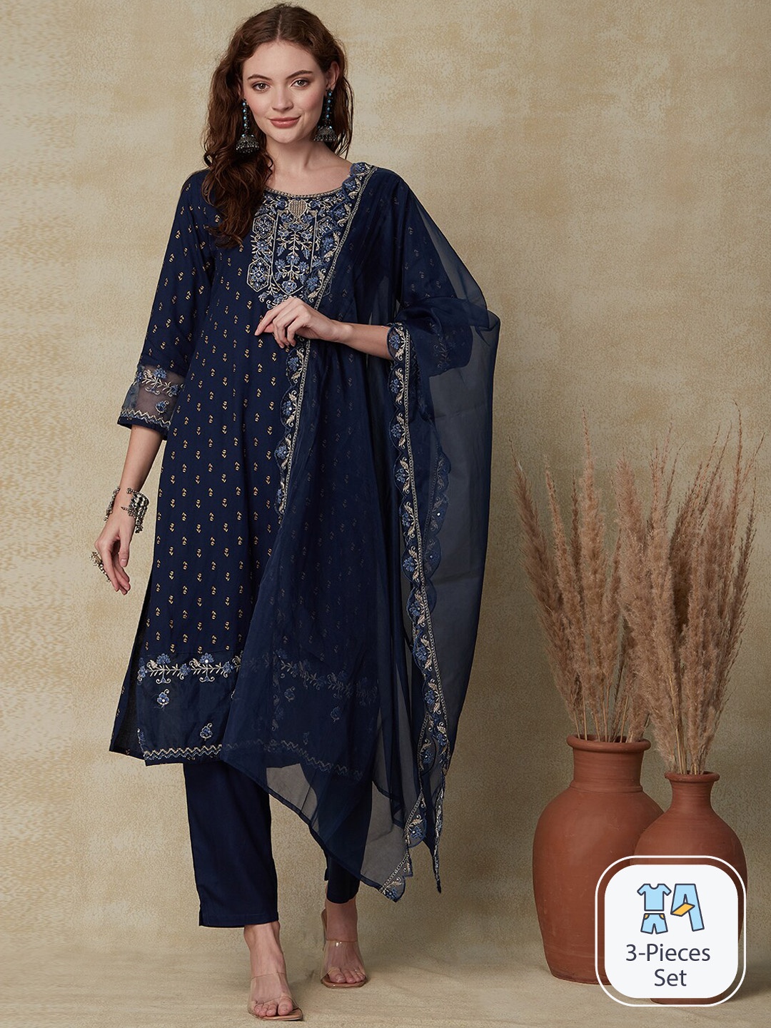 FASHOR Floral Embroidered Mirror Work Straight Kurta with Trousers & Dupatta, Navy blue
FASHOR Floral Embroidered Mirror Work Straight Kurta with Trousers & Dupatta, Navy blue