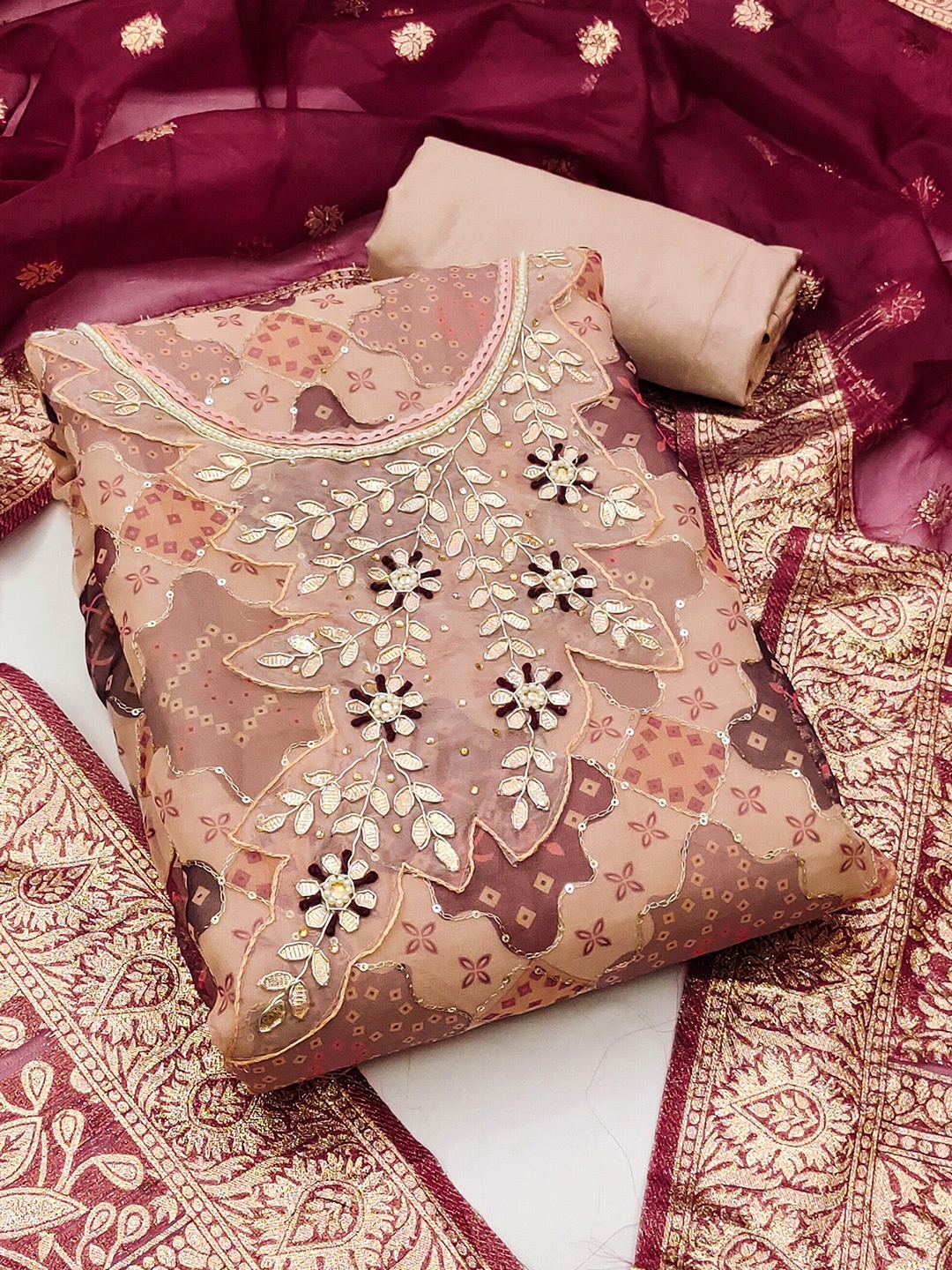 MANVAA Ethnic Motif Printed With Sequinned Embellished Organza Unstitched Dress Material, Pink
MANVAA Ethnic Motif Printed With Sequinned Embellished Organza Unstitched Dress Material, Pink