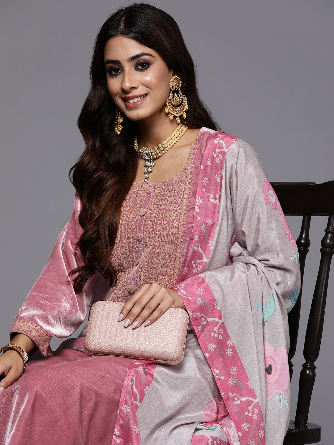 Indo Era Women Floral Embroidered Sequinned Velvet Kurta with Trousers & With Dupatta, Pink
Indo Era Women Floral Embroidered Sequinned Velvet Kurta with Trousers & With Dupatta, Pink
