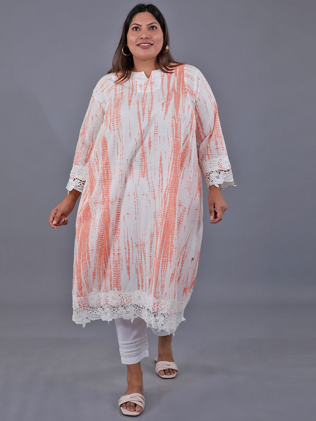 Fabnest Curve Plus Size Abstract Printed Pure Cotton A-Line Kurta With Trousers, White
Fabnest Curve Plus Size Abstract Printed Pure Cotton A-Line Kurta With Trousers, White