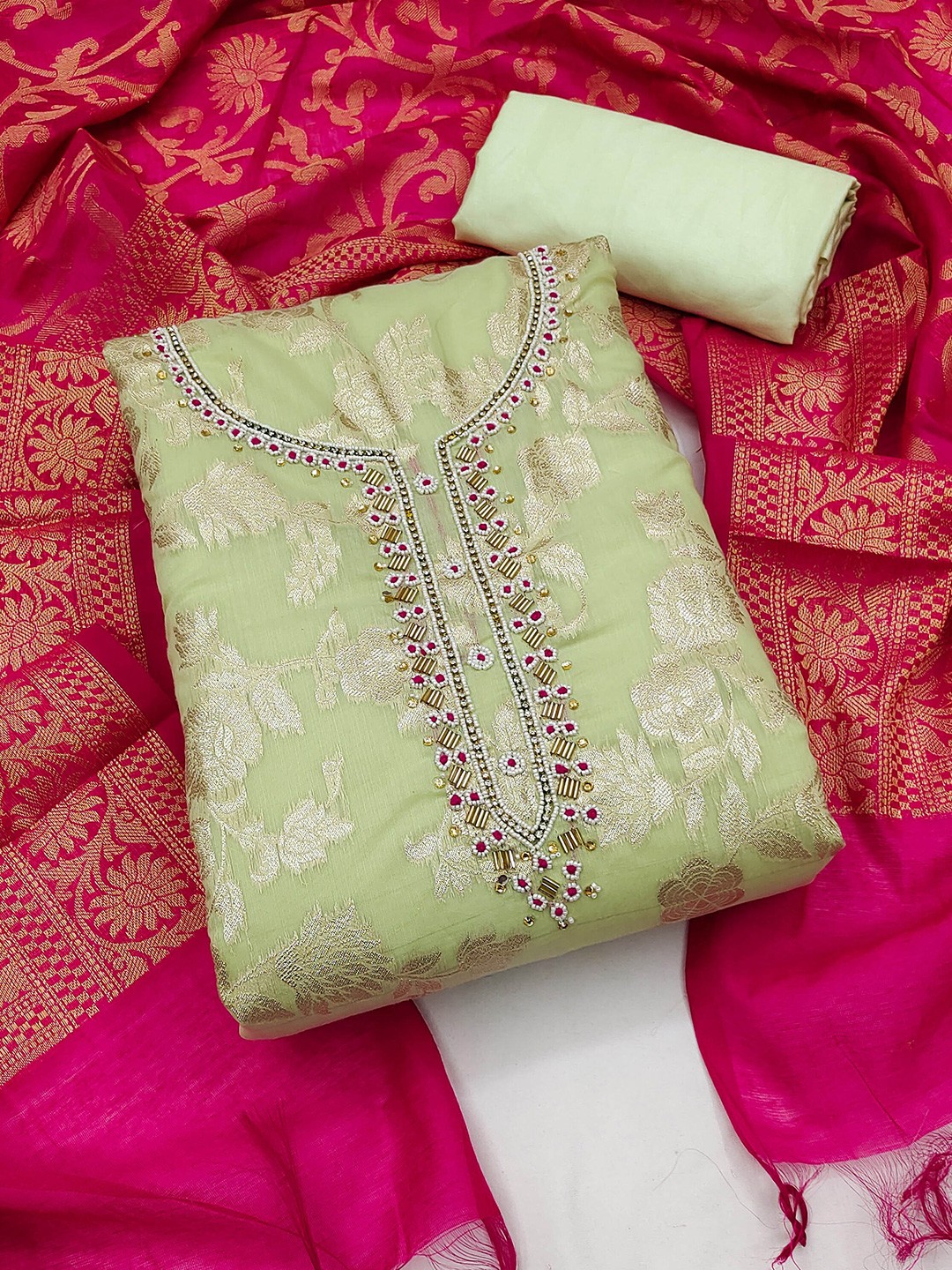 SHADOW & SAINING Floral Embellished Zari Jacquard Unstitched Dress Material, Sea green
SHADOW & SAINING Floral Embellished Zari Jacquard Unstitched Dress Material, Sea green