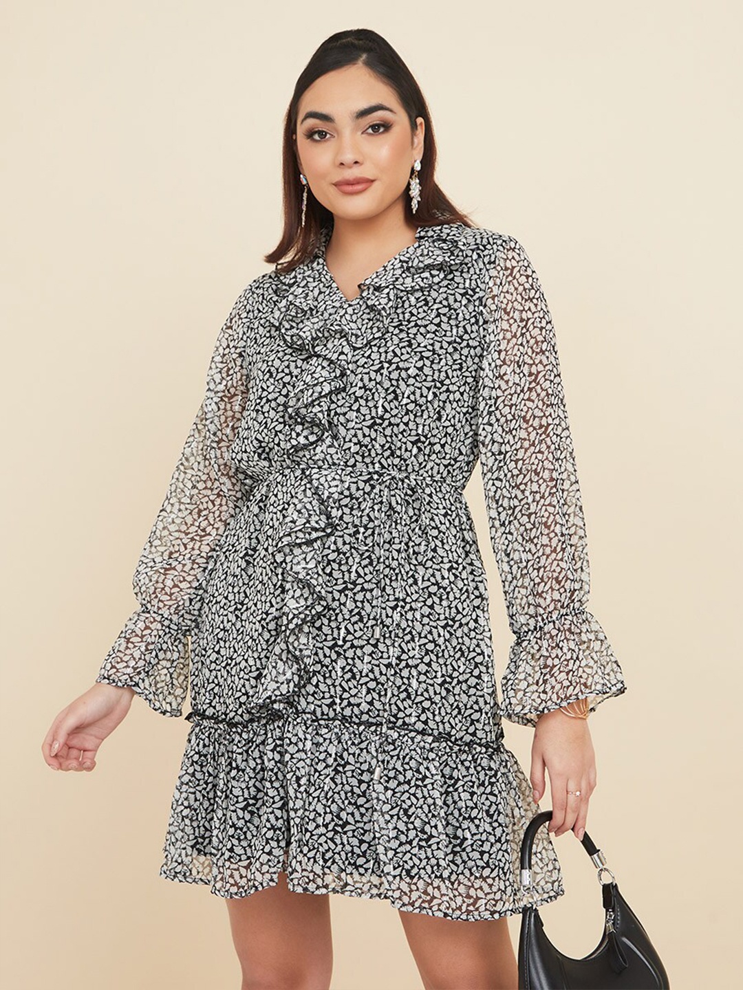 Styli Abstract Printed Ruffled Detail Fit and Flare Mini Dress, Off white