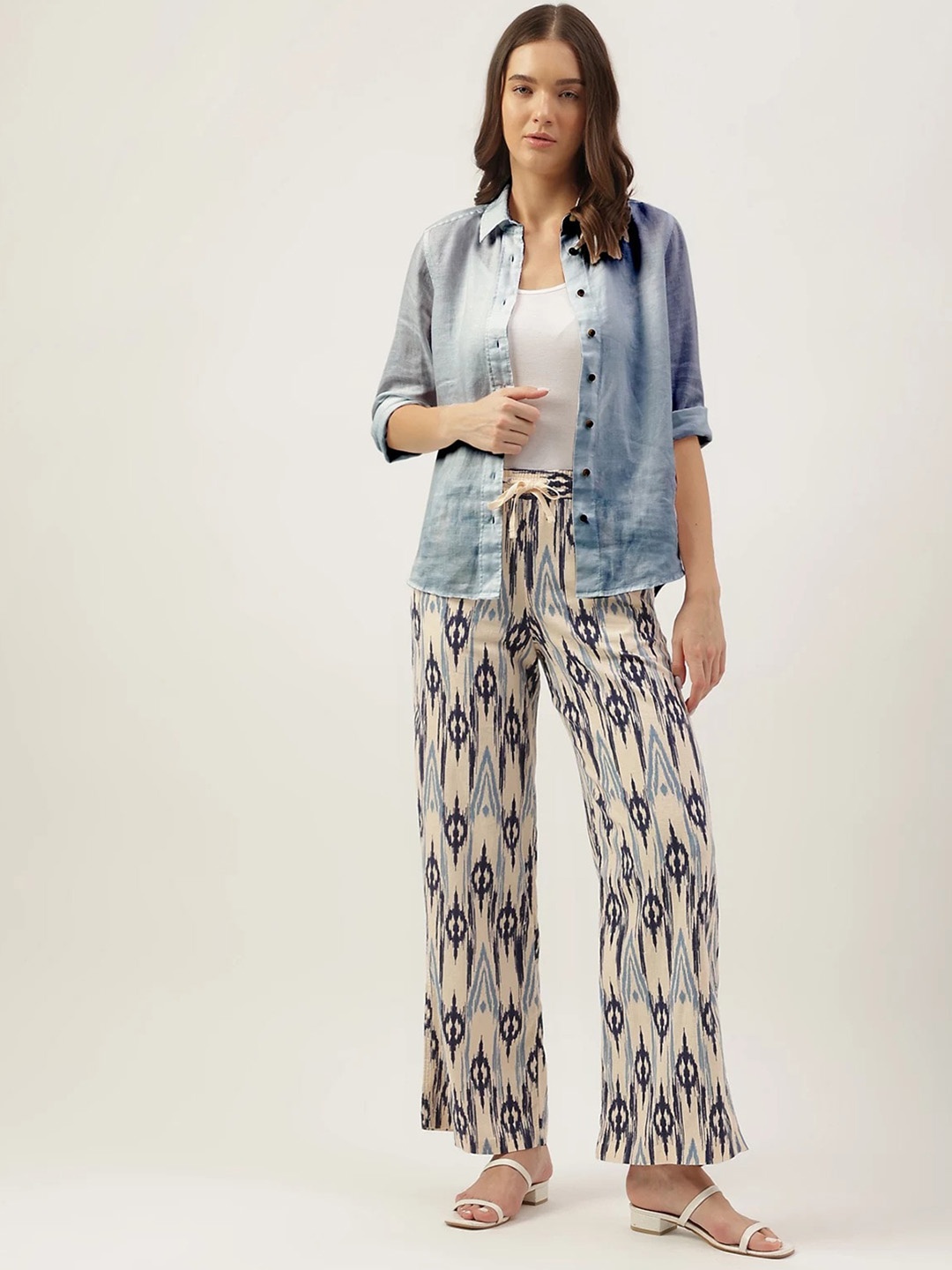 Marks & Spencer Women Abstract Printed High-Rise Parallel Trousers, Beige
Marks & Spencer Women Abstract Printed High-Rise Parallel Trousers, Beige