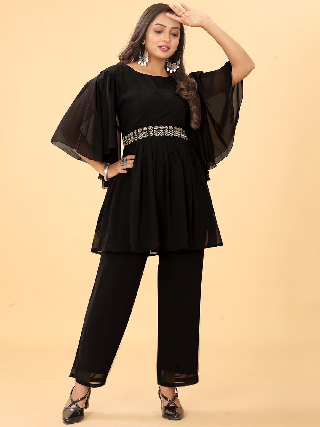Mclothings Floral Embroidered Pleated Flare Sleeve Kurta And Trousers Kurta Set, Black
Mclothings Floral Embroidered Pleated Flare Sleeve Kurta And Trousers Kurta Set, Black