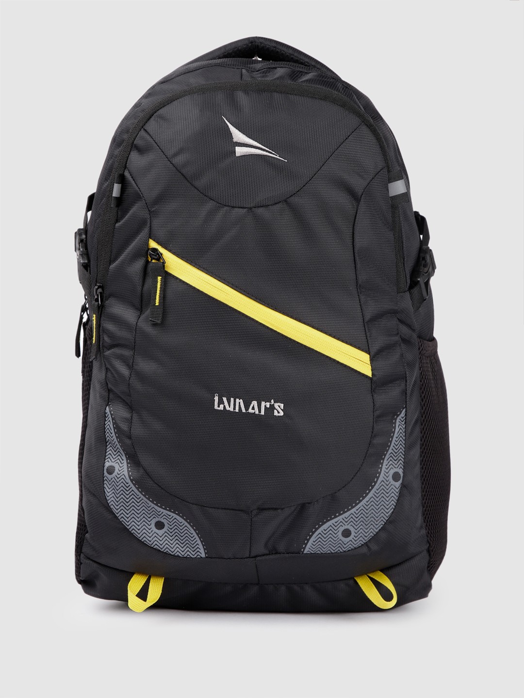 LUNAR'S Unisex Router Laptop Backpack with Compression Straps & Minimal Embroidered Detail, Black
LUNAR'S Unisex Router Laptop Backpack with Compression Straps & Minimal Embroidered Detail, Black