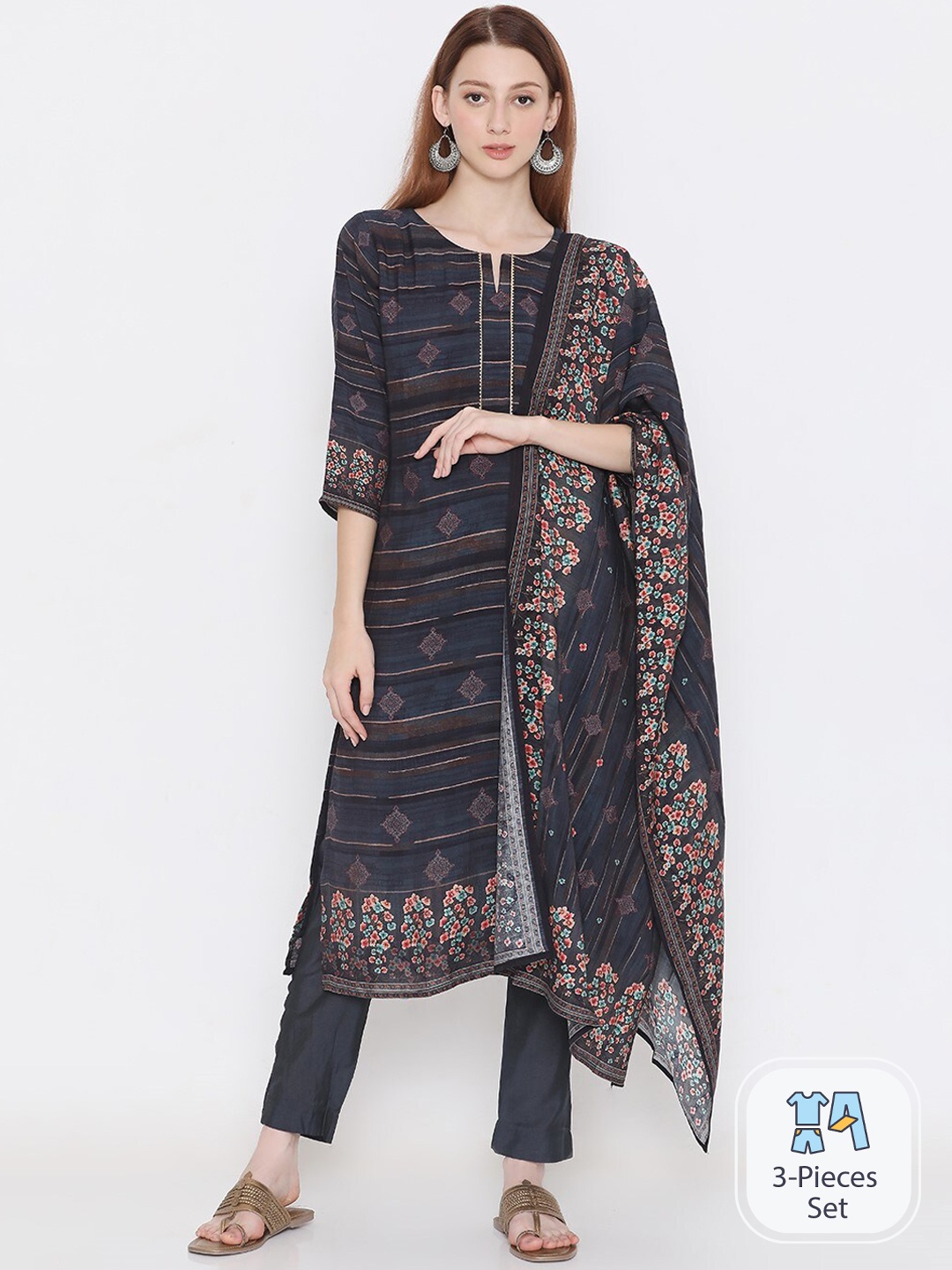 PRESENT CREATION Ethnic Printed Regular Gotta Patti Cotton Kurta With Trousers & Dupatta, Black
PRESENT CREATION Ethnic Printed Regular Gotta Patti Cotton Kurta With Trousers & Dupatta, Black