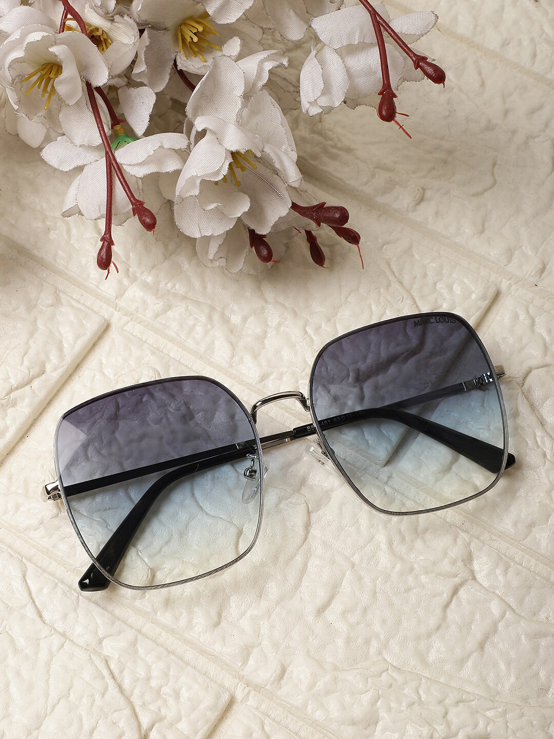 MARC LOUIS Unisex Square Sunglasses with UV Protected Lens ML B80-481 SILVER BLUE SG
MARC LOUIS Unisex Square Sunglasses with UV Protected Lens ML B80-481 SILVER BLUE SG