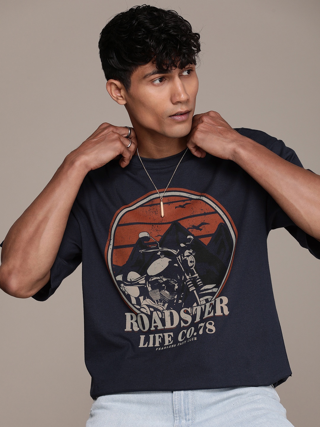 The Roadster Lifestyle Co. Pure Cotton Brand Logo Printed Pure Cotton T-shirt, Navy blue
The Roadster Lifestyle Co. Pure Cotton Brand Logo Printed Pure Cotton T-shirt, Navy blue