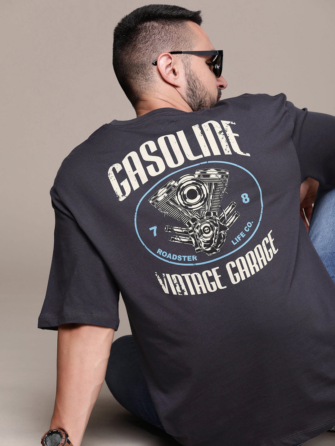 The Roadster Lifestyle Co. Men Brand Logo Printed Pure Cotton T-shirt, Navy blue
The Roadster Lifestyle Co. Men Brand Logo Printed Pure Cotton T-shirt, Navy blue