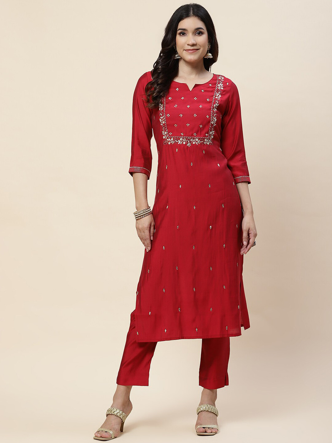 Meena Bazaar Ethnic Motifs Embroidered Beads and Stones Straight Kurta with Trousers, Pink
Meena Bazaar Ethnic Motifs Embroidered Beads and Stones Straight Kurta with Trousers, Pink