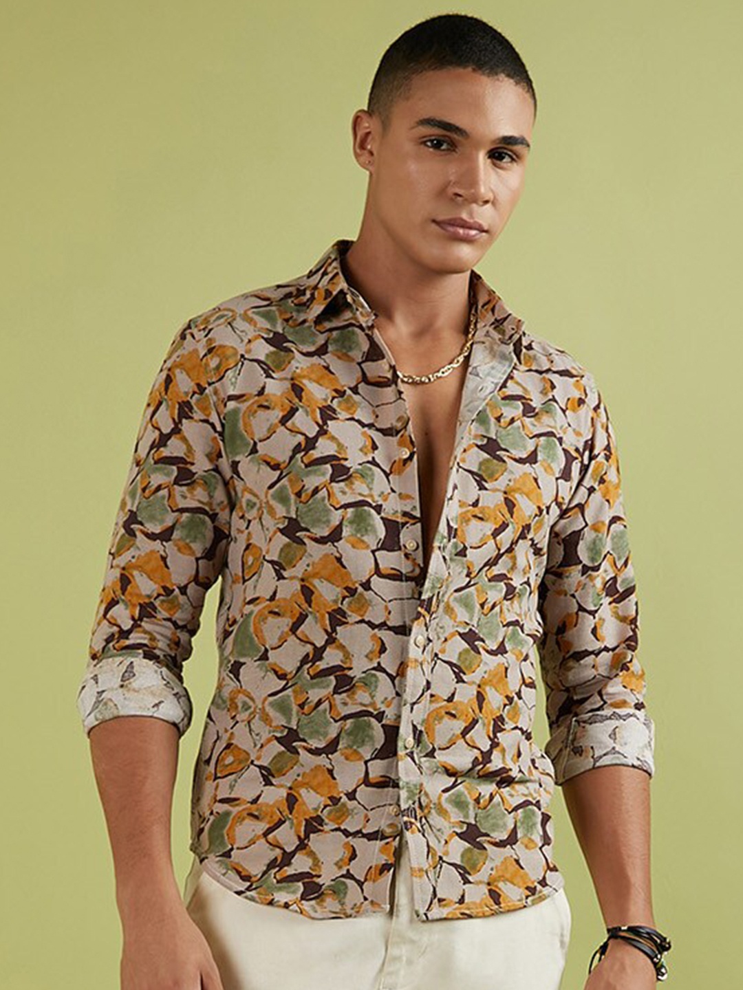 Campus Sutra Classic Abstract Printed Spread Collar Long Sleeve Cotton Casual Shirt, Beige
Campus Sutra Classic Abstract Printed Spread Collar Long Sleeve Cotton Casual Shirt, Beige