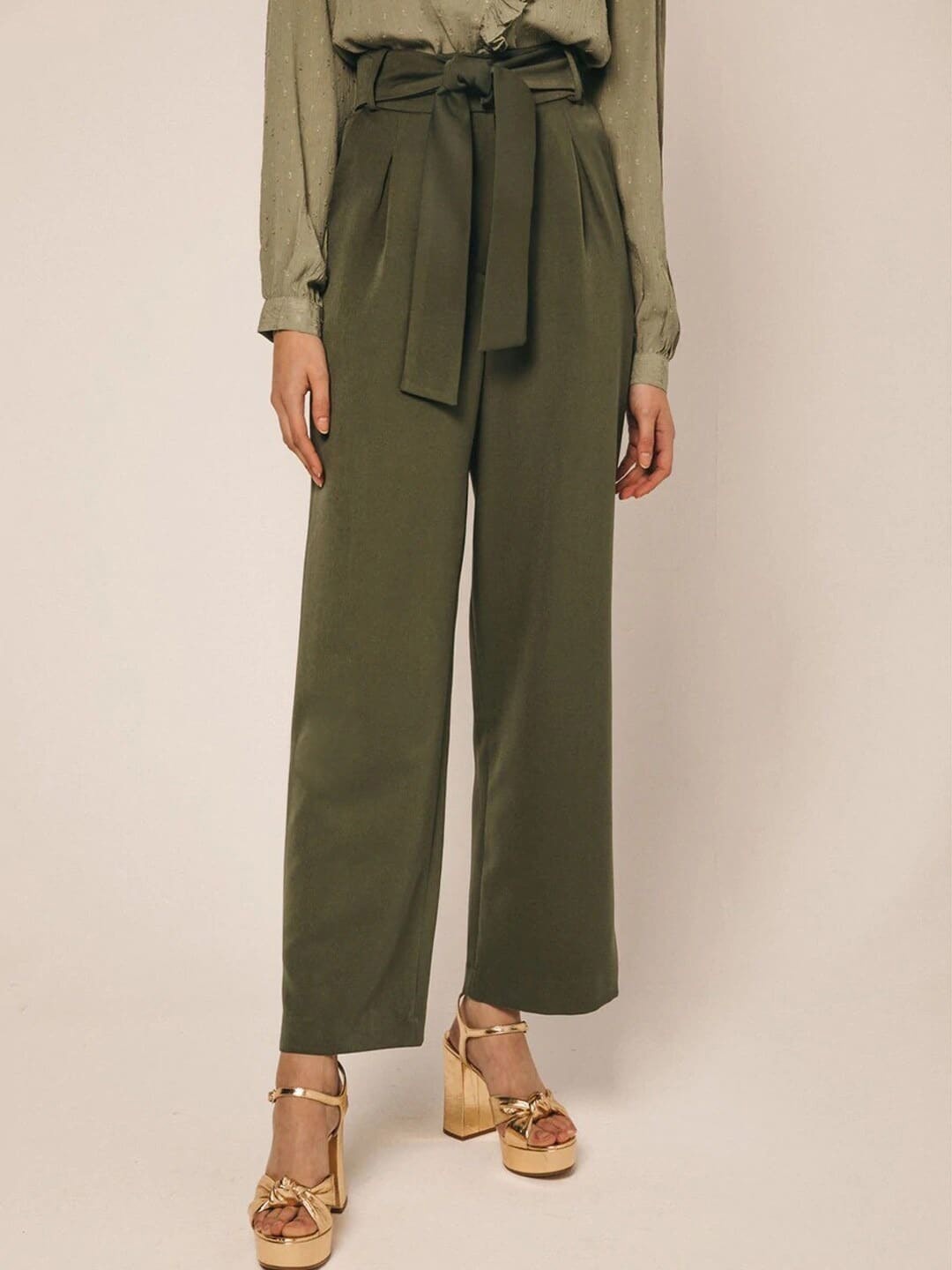 KHUSHBOO AND PANKAJ Women Smart Straight Fit High-Rise Pleated Parallel Trousers, Olive
KHUSHBOO AND PANKAJ Women Smart Straight Fit High-Rise Pleated Parallel Trousers, Olive