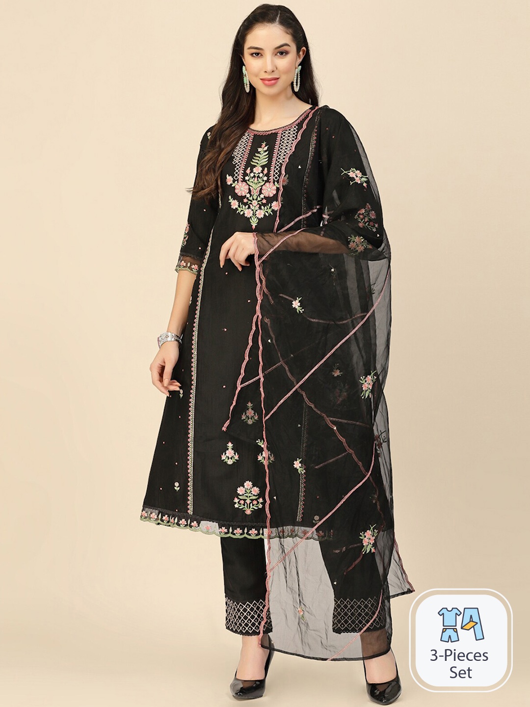 ODETTE Floral Embroidered Regular Thread Work Kurta with Trousers & With Dupatta, Black
ODETTE Floral Embroidered Regular Thread Work Kurta with Trousers & With Dupatta, Black
