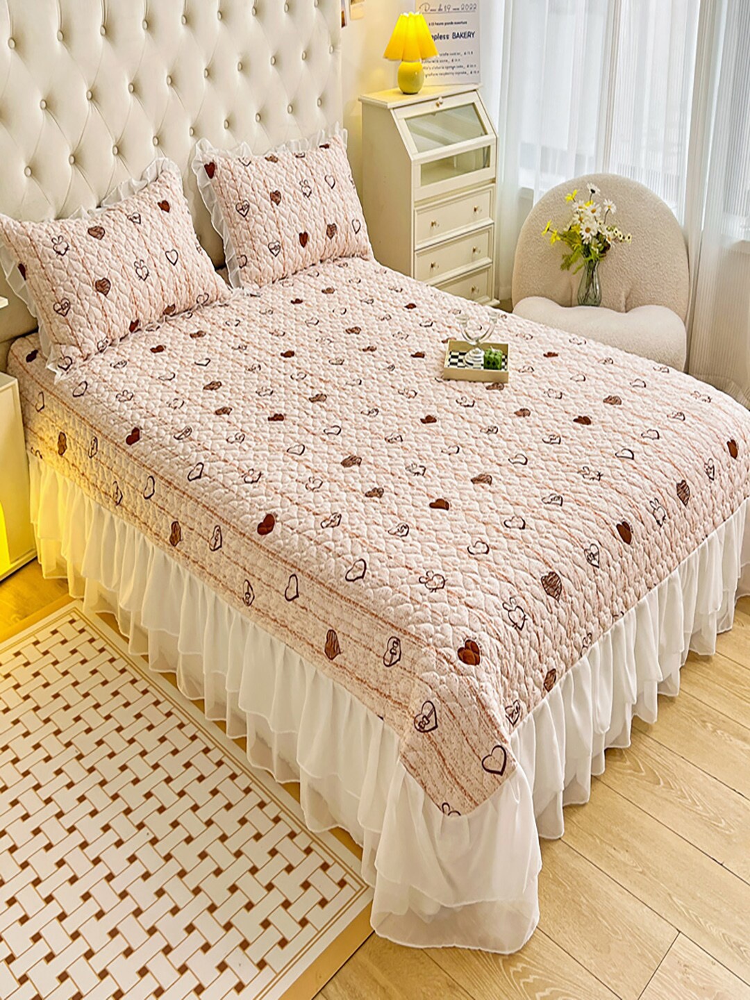 JC Collection Pink & Maroon Geometric Printed 162 TC Superking Bed Cover & 2 Pillow Covers
JC Collection Pink & Maroon Geometric Printed 162 TC Superking Bed Cover & 2 Pillow Covers