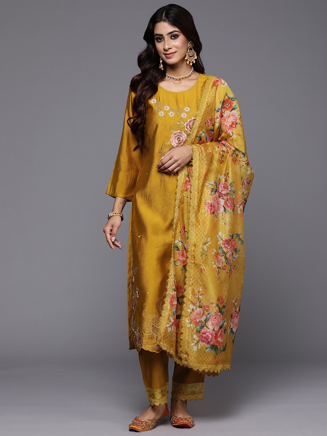 Indo Era Women Floral Embroidered Regular Sequinned Kurta with Trousers & Dupatta, Mustard
Indo Era Women Floral Embroidered Regular Sequinned Kurta with Trousers & Dupatta, Mustard