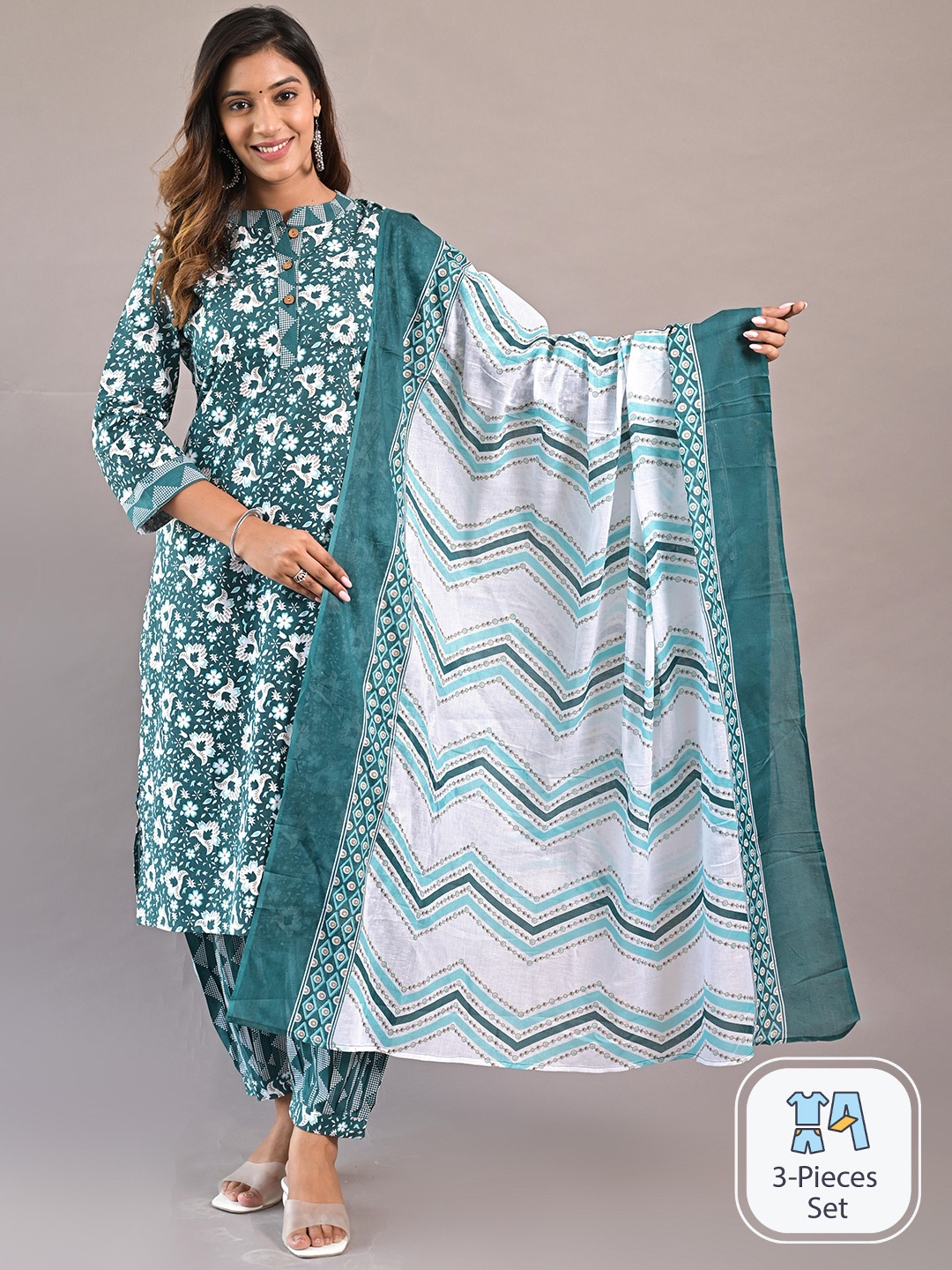 KALINI Floral Printed Regular Pure Cotton Straight Kurta & Harem Pants With Dupatta, Turquoise blue
KALINI Floral Printed Regular Pure Cotton Straight Kurta & Harem Pants With Dupatta, Turquoise blue