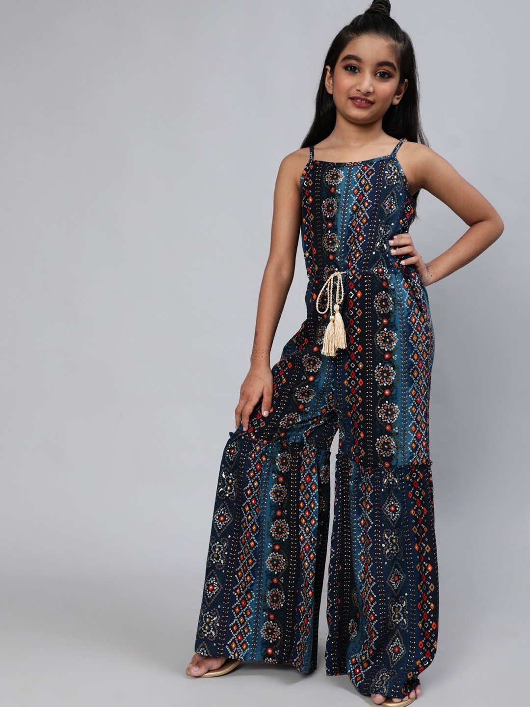 Aks Kids Girls Bandhani Printed Pleated Waist Tie-Up Detail Basic Jumpsuit, Navy blue
Aks Kids Girls Bandhani Printed Pleated Waist Tie-Up Detail Basic Jumpsuit, Navy blue
