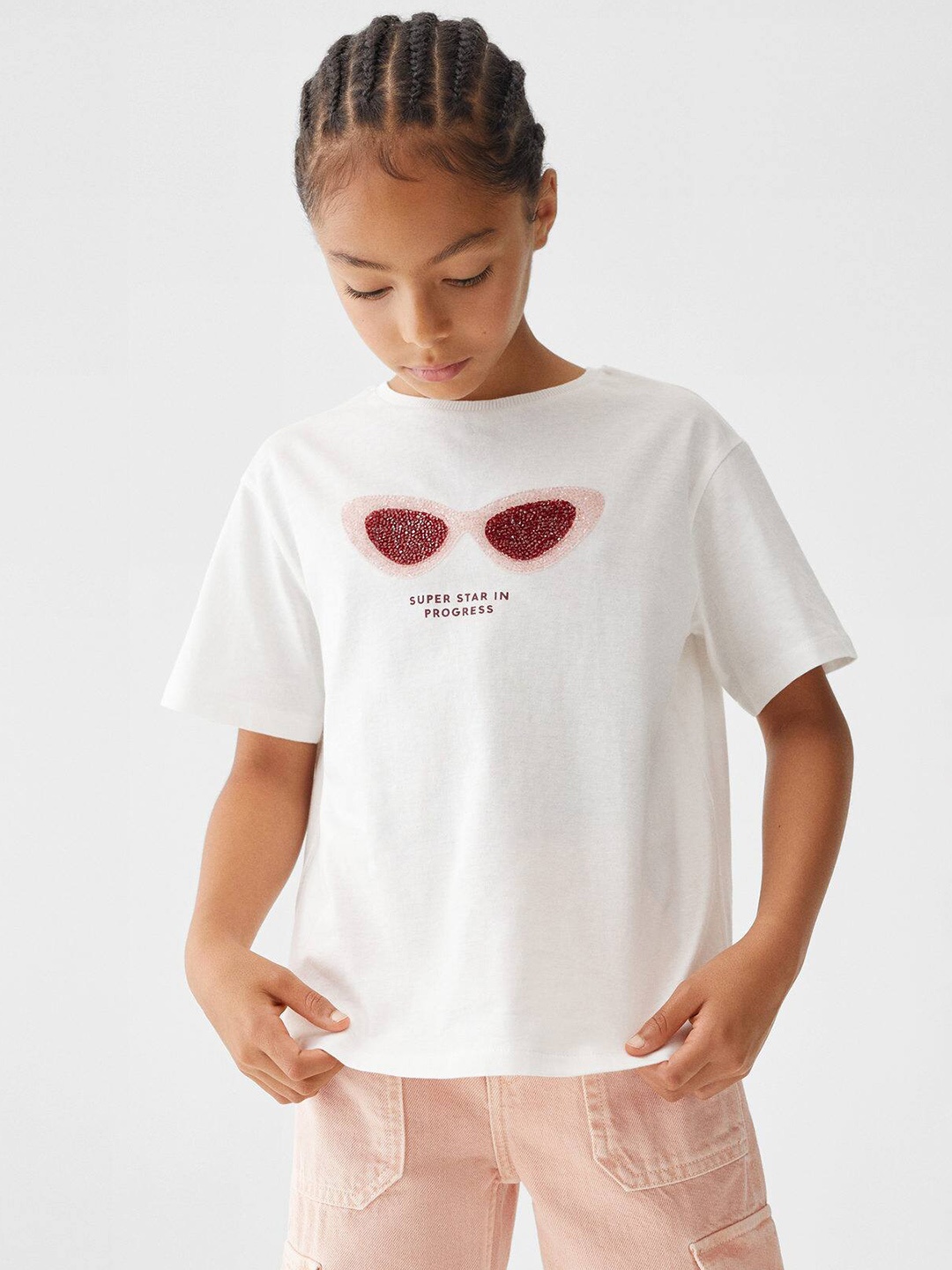 Mango Kids Girls Pure Cotton Stone Sunglasses Embellished Typography Printed T-shirt, White
Mango Kids Girls Pure Cotton Stone Sunglasses Embellished Typography Printed T-shirt, White