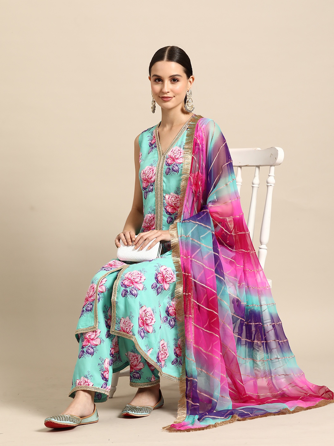 anayna Women Floral Printed Regular Thread Work Kurta with Trousers & Dupatta, Turquoise blue
anayna Women Floral Printed Regular Thread Work Kurta with Trousers & Dupatta, Turquoise blue