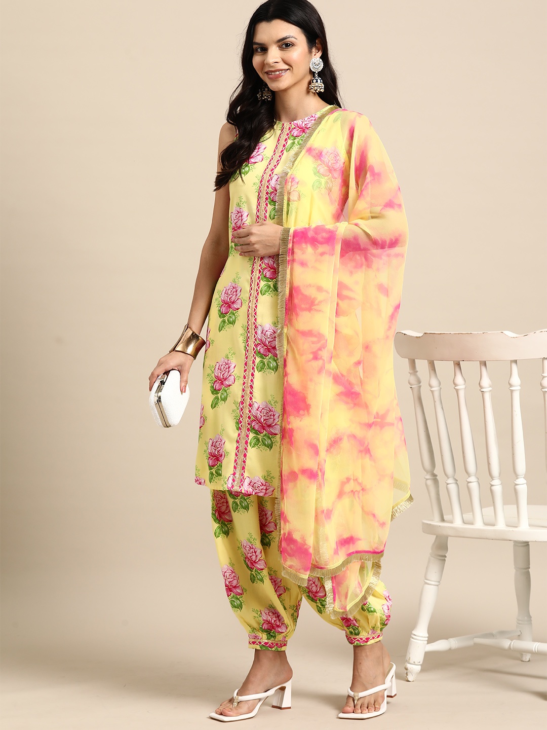 anayna Women Floral Printed Regular Gotta Patti Kurta with Harem Pants & With Dupatta, Yellow
anayna Women Floral Printed Regular Gotta Patti Kurta with Harem Pants & With Dupatta, Yellow