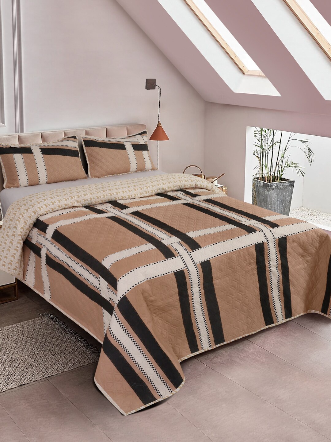DREAM WEAVERZ Checked Double King Quilted Bed Cover With 2 Pillow Covers, Beige
DREAM WEAVERZ Checked Double King Quilted Bed Cover With 2 Pillow Covers, Beige