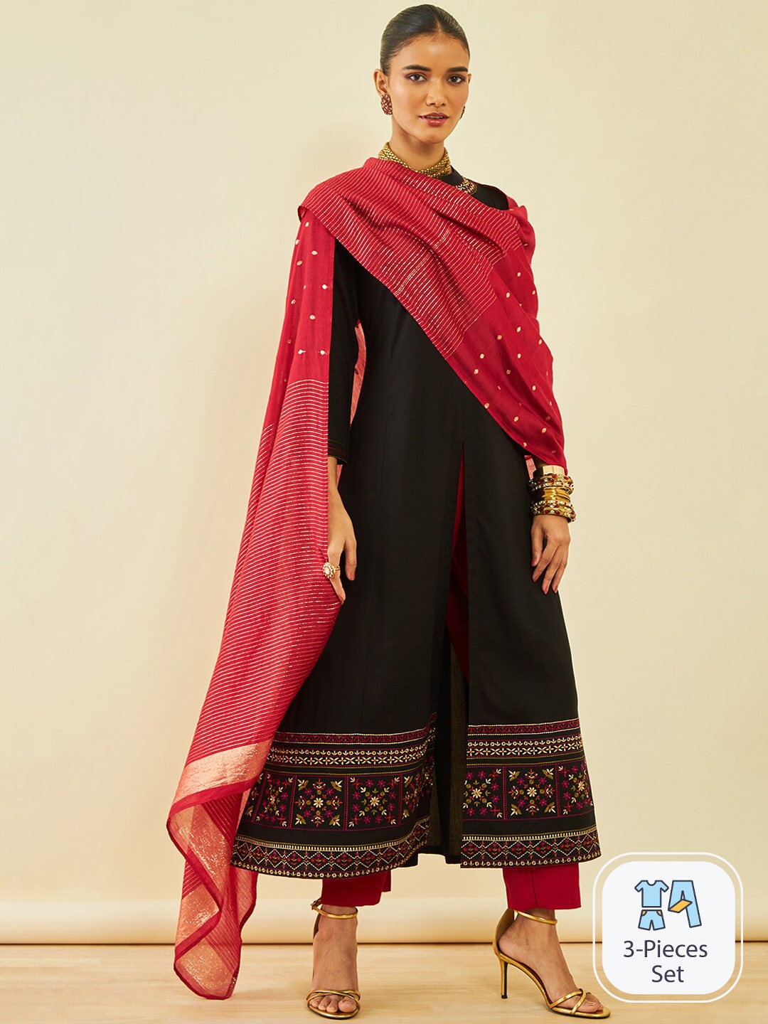 Soch Ethnic Motifs Embroidered Thread Work Kurta With Trousers & Dupatta, Black
Soch Ethnic Motifs Embroidered Thread Work Kurta With Trousers & Dupatta, Black