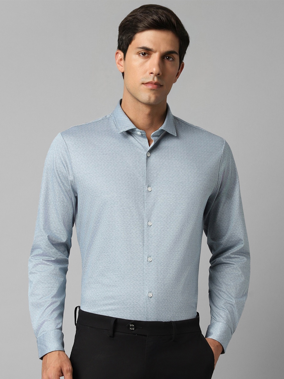 Louis Philippe Slim Fit Micro Ditsy Printed Spread Collar Pure Cotton Formal Shirt, Blue
Louis Philippe Slim Fit Micro Ditsy Printed Spread Collar Pure Cotton Formal Shirt, Blue