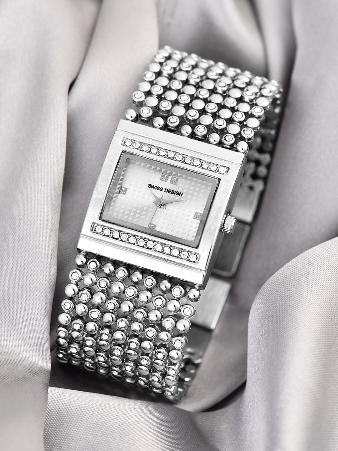 Swiss Design Women Water Resistance Stainless Steel Analogue Watch SDWatch23-A2, Silver
Swiss Design Women Water Resistance Stainless Steel Analogue Watch SDWatch23-A2, Silver