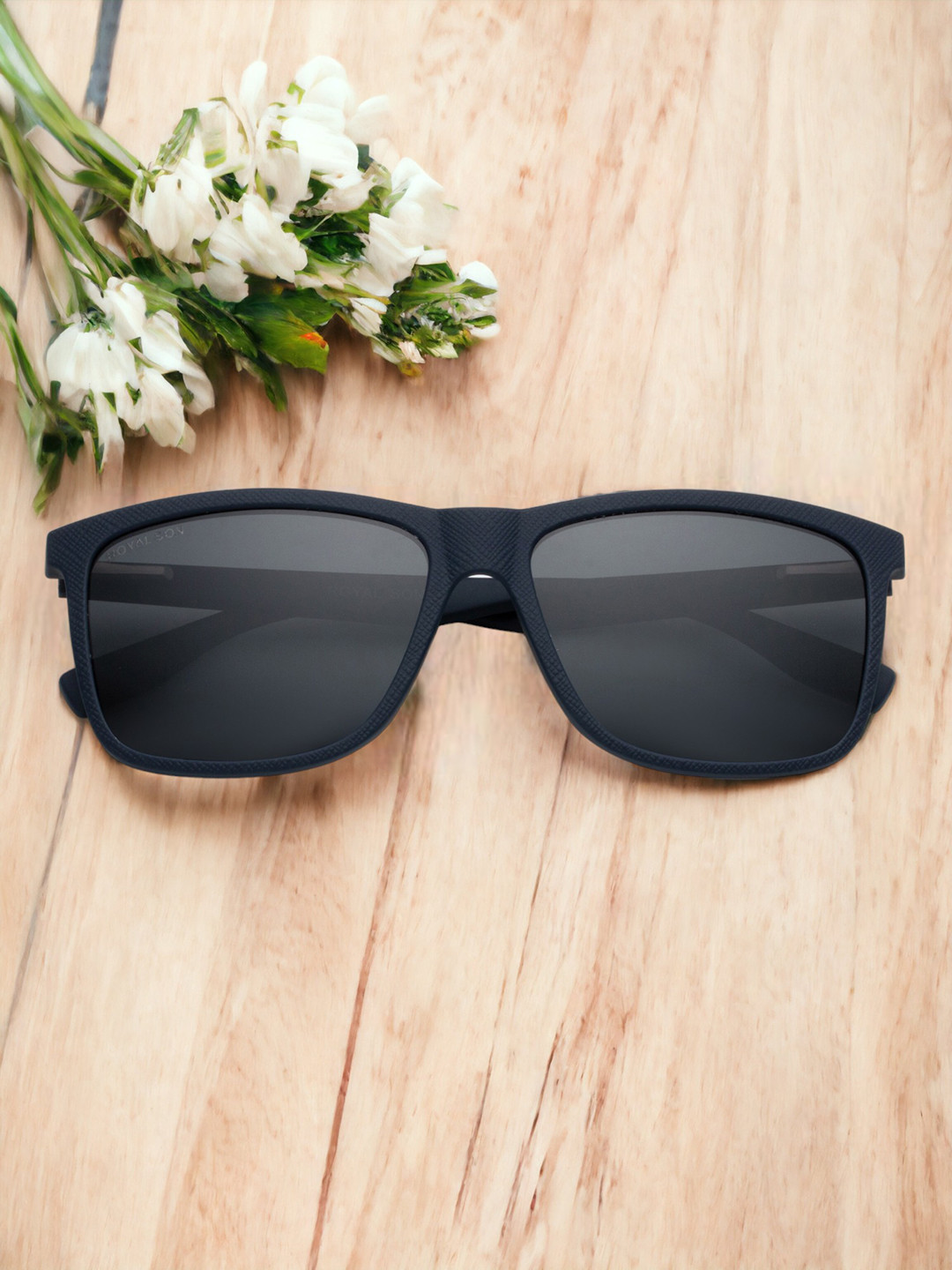 ROYAL SON Unisex Square Sunglasses with Polarised and UV Protected Lens CHI00171-C4, Black
ROYAL SON Unisex Square Sunglasses with Polarised and UV Protected Lens CHI00171-C4, Black
