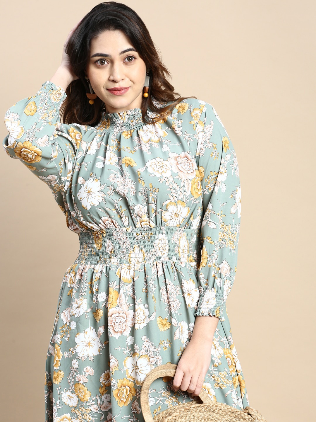 SHOWOFF Plus Floral Printed High Neck Puff Sleeves Fit & Flare Midi Dress, Sea green
SHOWOFF Plus Floral Printed High Neck Puff Sleeves Fit & Flare Midi Dress, Sea green