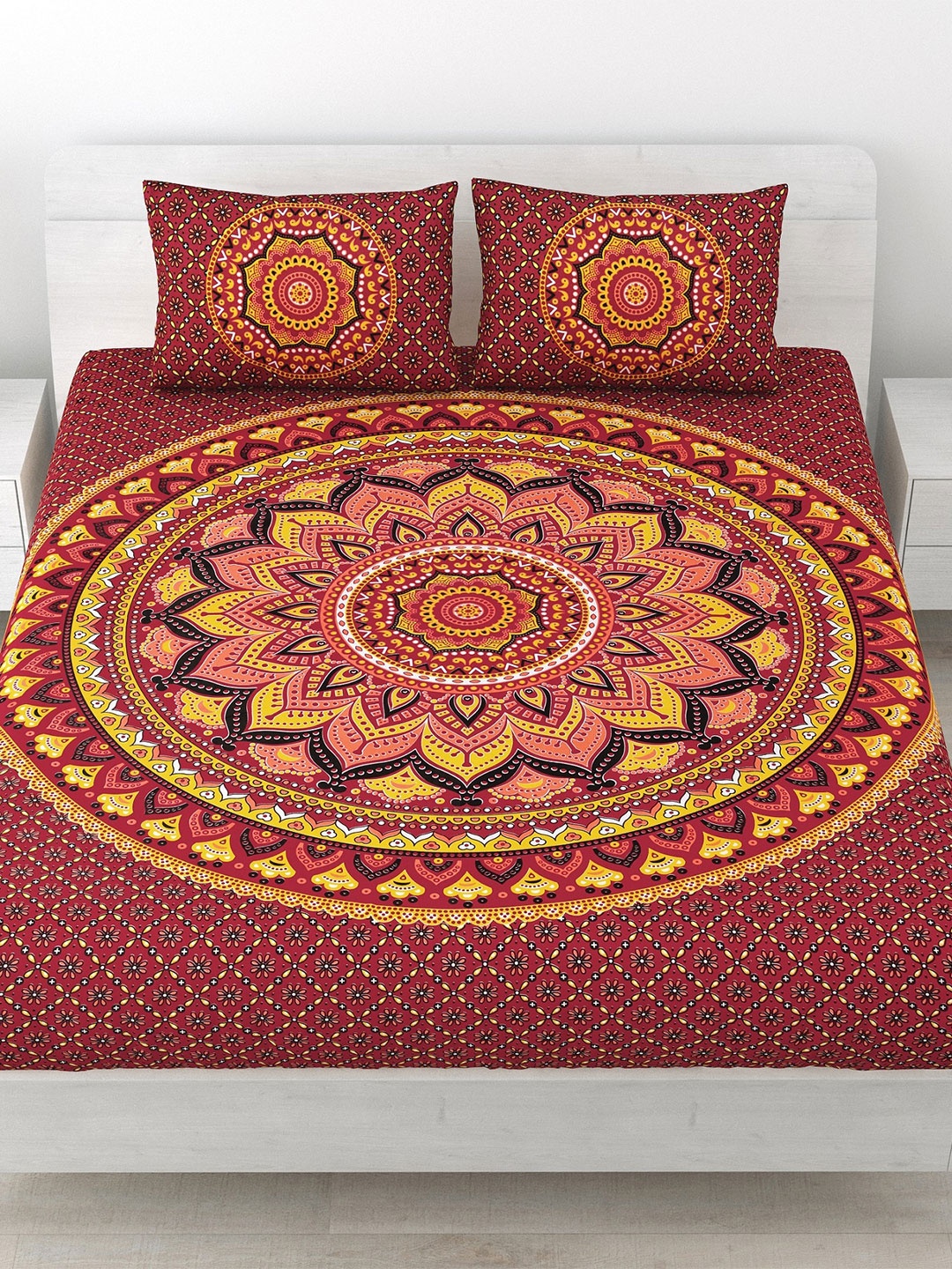 SP DESIGNS Brown & Yellow Ethnic Motifs Cotton 1000 TC King Bedsheet with 2 Pillow Covers
SP DESIGNS Brown & Yellow Ethnic Motifs Cotton 1000 TC King Bedsheet with 2 Pillow Covers